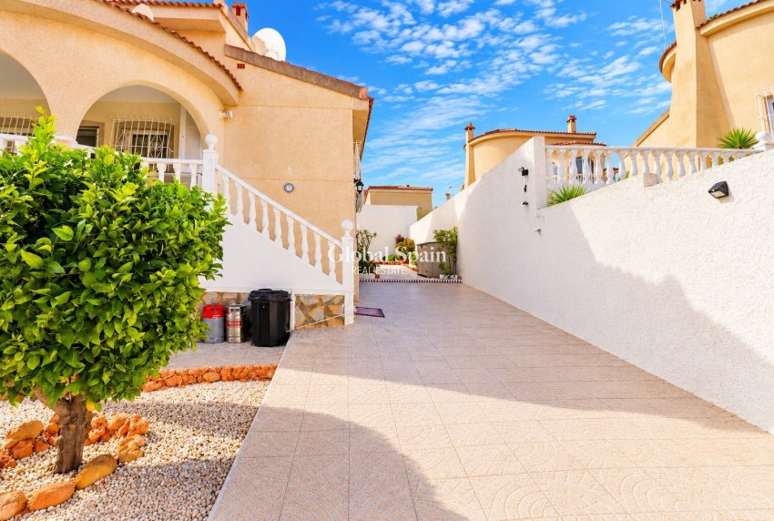 Venta - VILLA -
CIUDAD QUESADA - La Marquesa