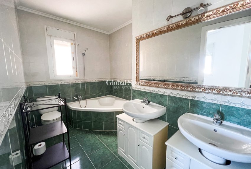 Venta - VILLA -
CIUDAD QUESADA - Rojales