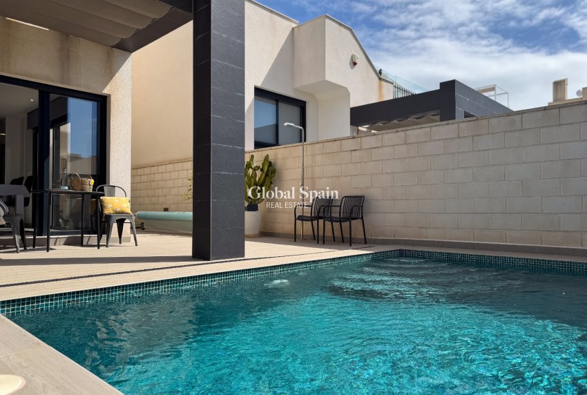 Venta - VILLA -
CIUDAD QUESADA - Rojales