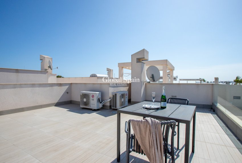 Venta - VILLA -
CIUDAD QUESADA - Rojales