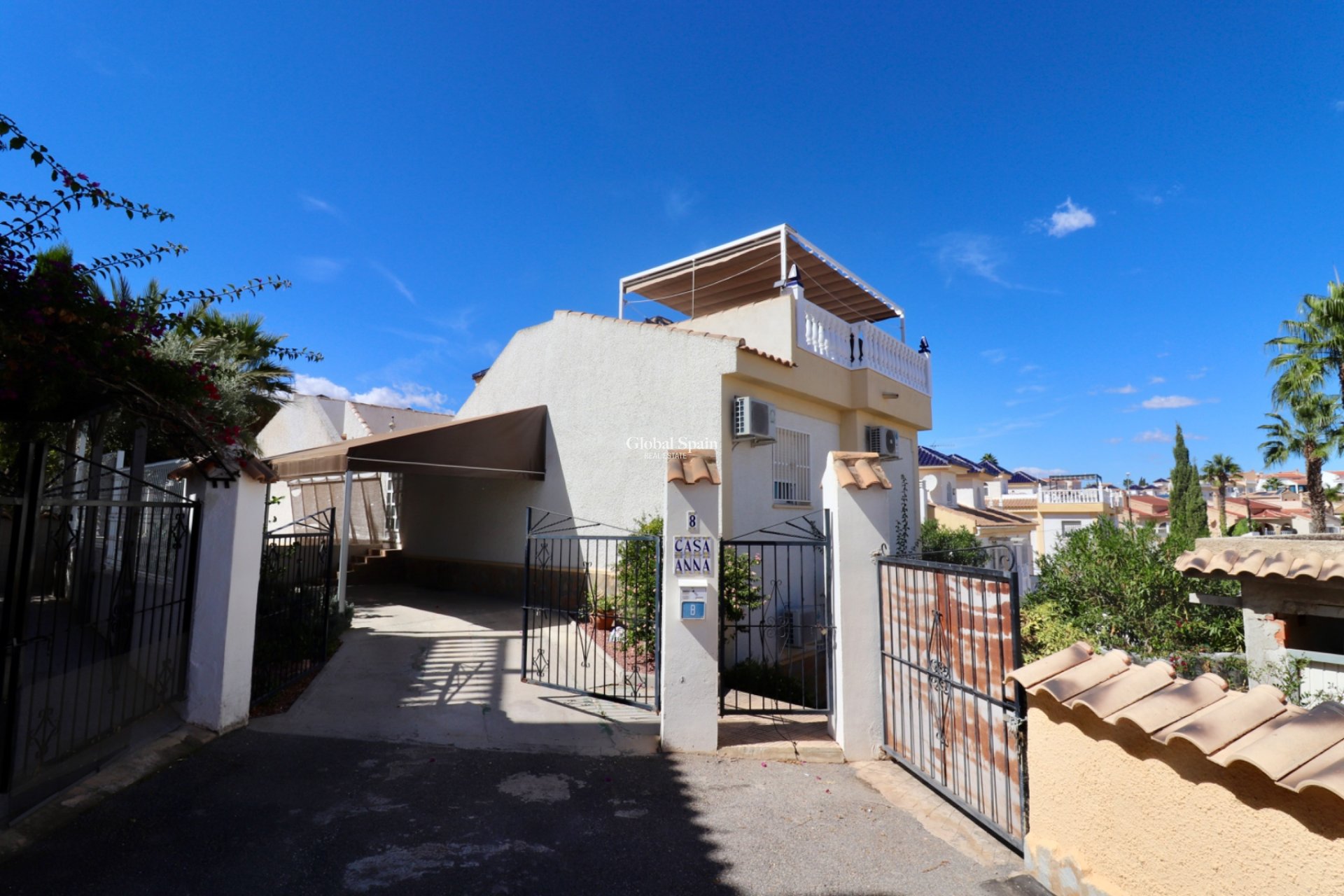 Venta - Villa -
CIUDAD QUESADA
