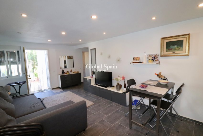 Venta - Villa -
CIUDAD QUESADA