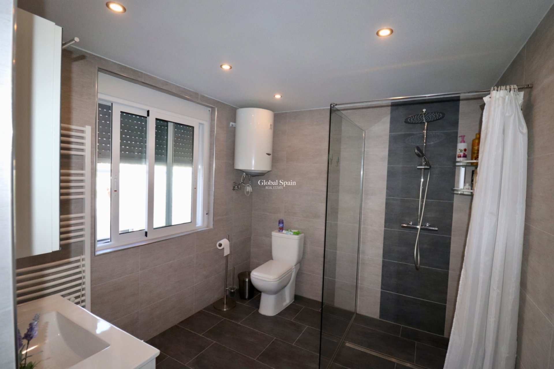 Venta - Villa -
CIUDAD QUESADA