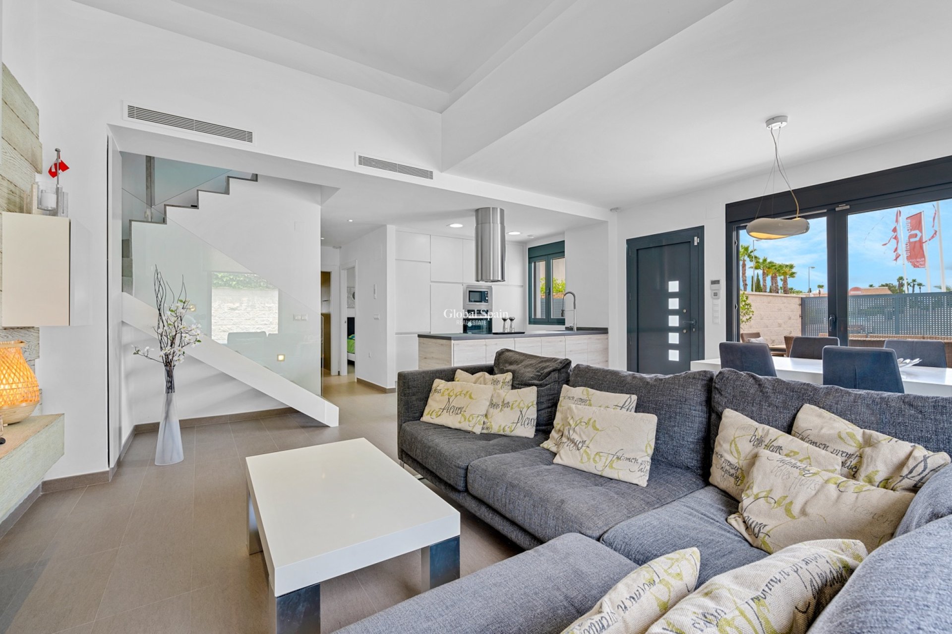 Venta - Villa -
CIUDAD QUESADA