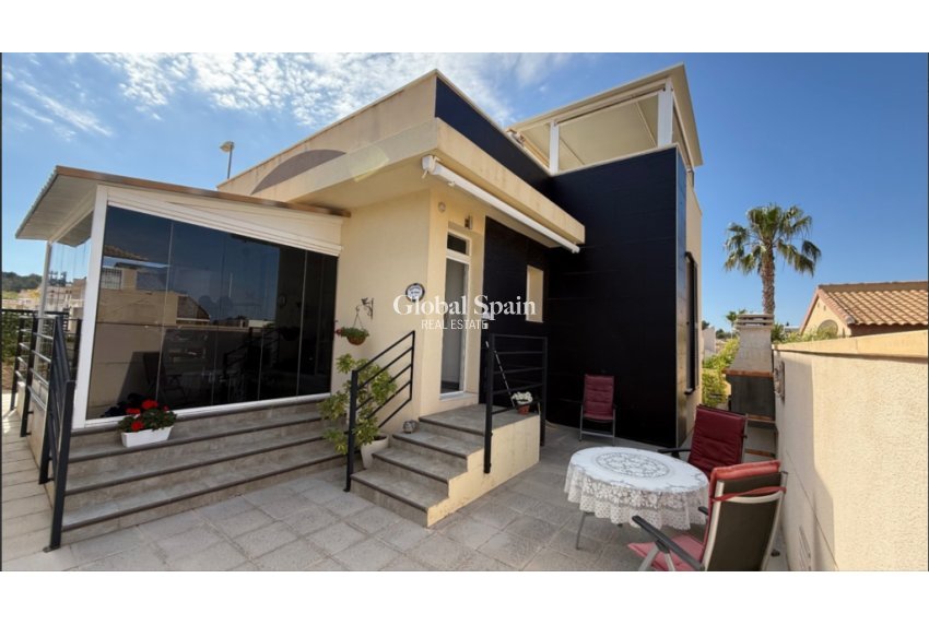 Venta - Villa -
CIUDAD QUESADA