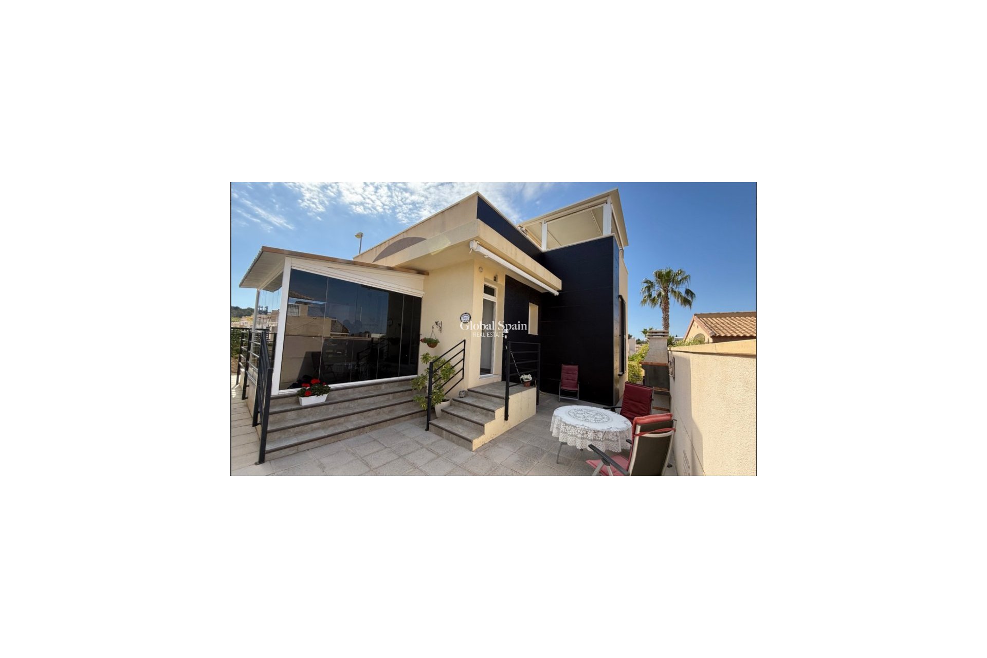 Venta - Villa -
CIUDAD QUESADA