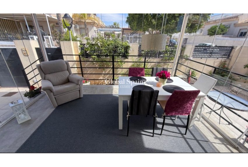 Venta - Villa -
CIUDAD QUESADA