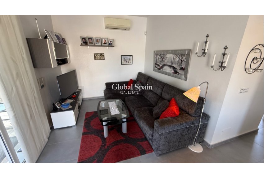 Venta - Villa -
CIUDAD QUESADA