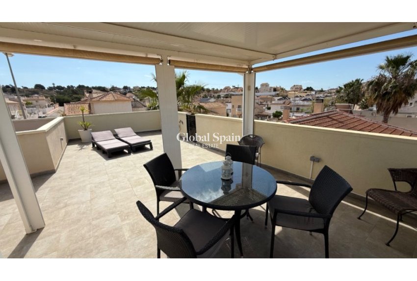 Venta - Villa -
CIUDAD QUESADA