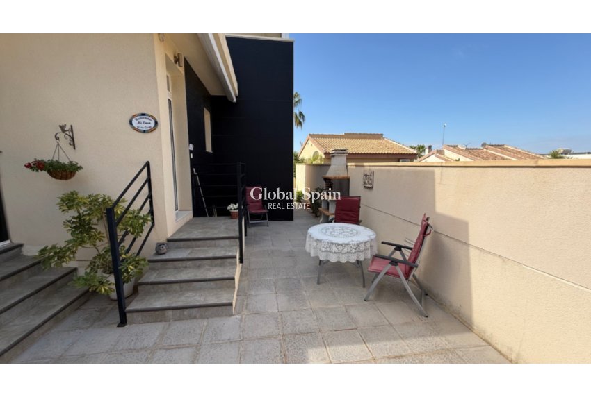 Venta - Villa -
CIUDAD QUESADA