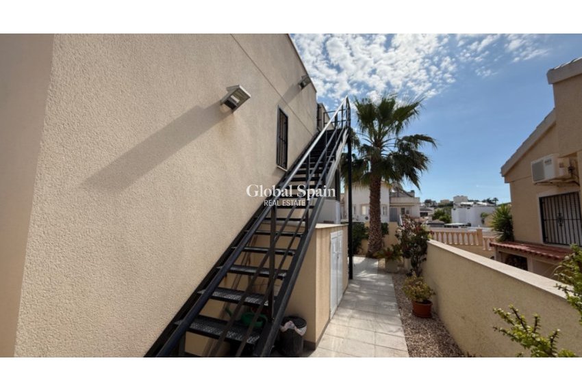 Venta - Villa -
CIUDAD QUESADA