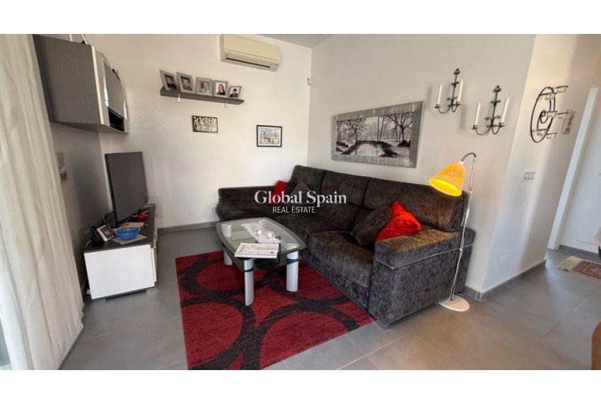 Venta - Villa -
CIUDAD QUESADA