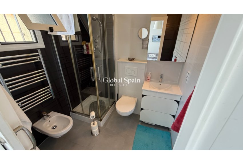 Venta - Villa -
CIUDAD QUESADA