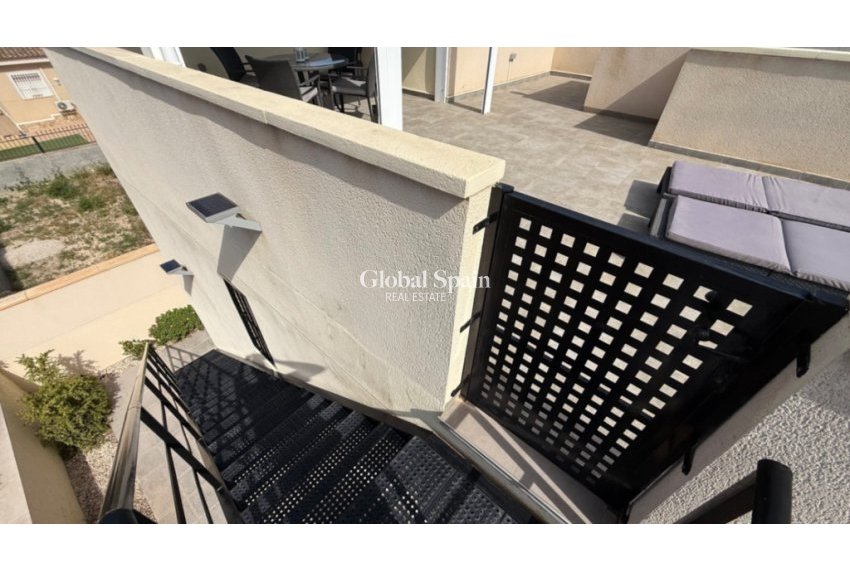 Venta - Villa -
CIUDAD QUESADA