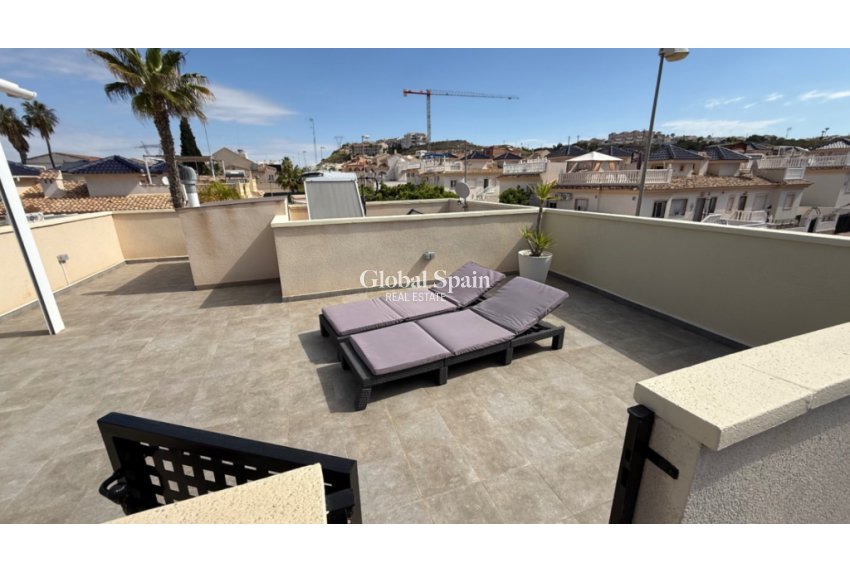 Venta - Villa -
CIUDAD QUESADA