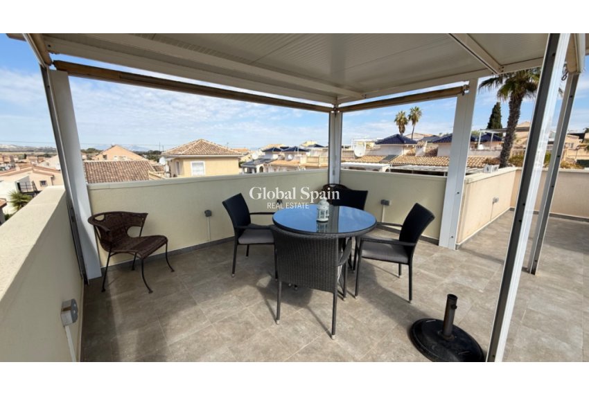 Venta - Villa -
CIUDAD QUESADA