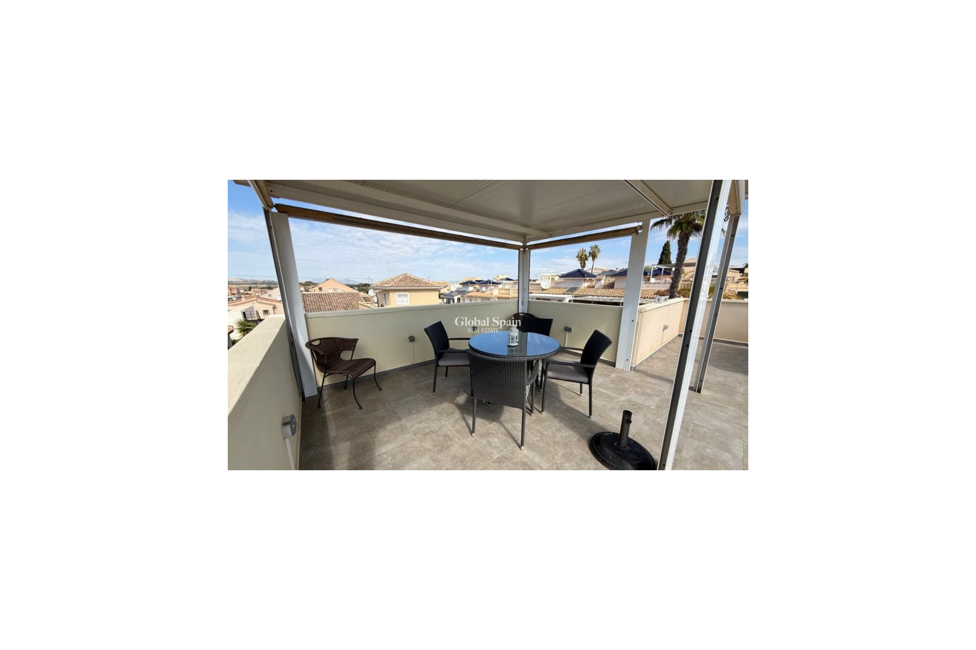 Venta - Villa -
CIUDAD QUESADA