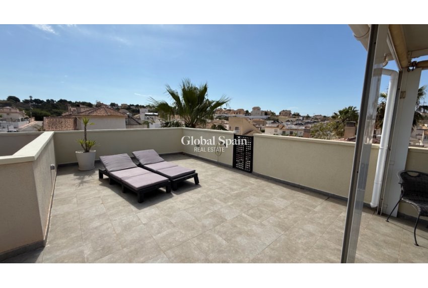 Venta - Villa -
CIUDAD QUESADA