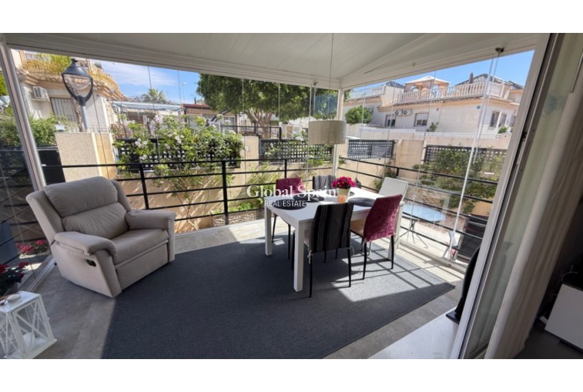 Venta - Villa -
CIUDAD QUESADA