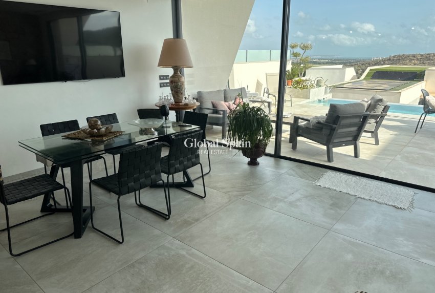 Venta - VILLA -
CIUDAD QUESADA