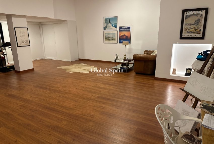 Venta - VILLA -
CIUDAD QUESADA