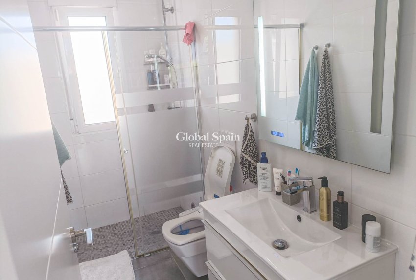 Venta - VILLA -
CIUDAD QUESADA