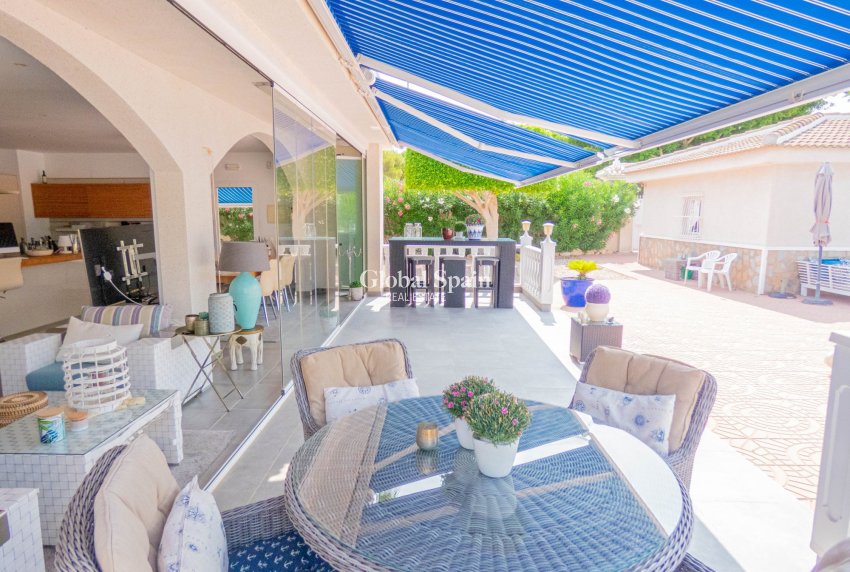 Venta - VILLA -
CIUDAD QUESADA