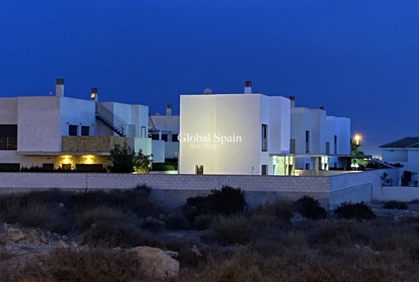 Venta - VILLA -
CIUDAD QUESADA