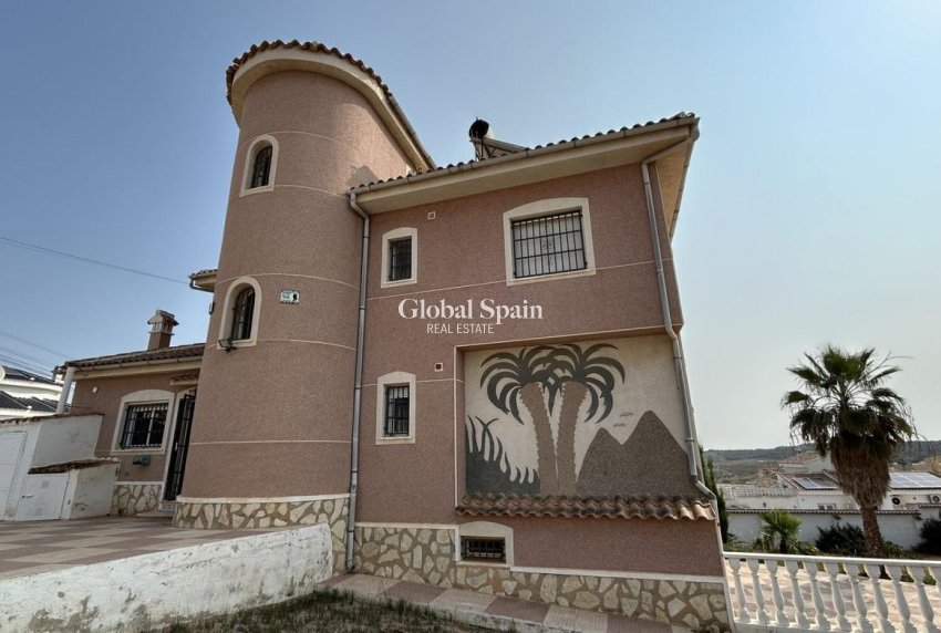 Venta - VILLA -
CIUDAD QUESADA