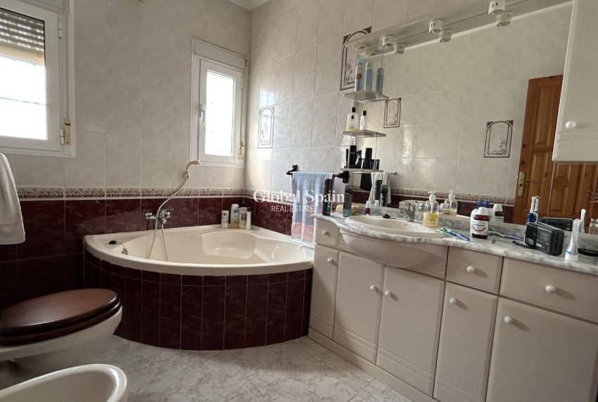 Venta - VILLA -
CIUDAD QUESADA