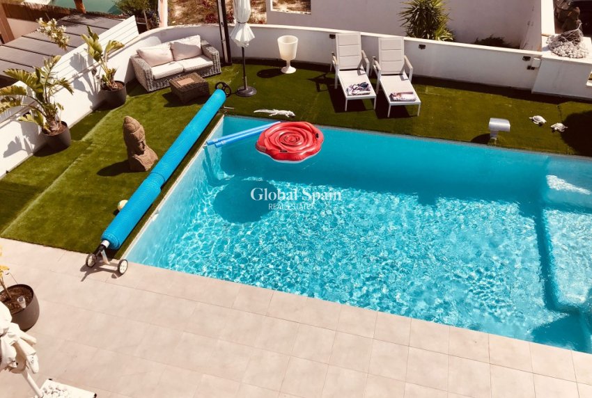 Venta - VILLA -
CIUDAD QUESADA