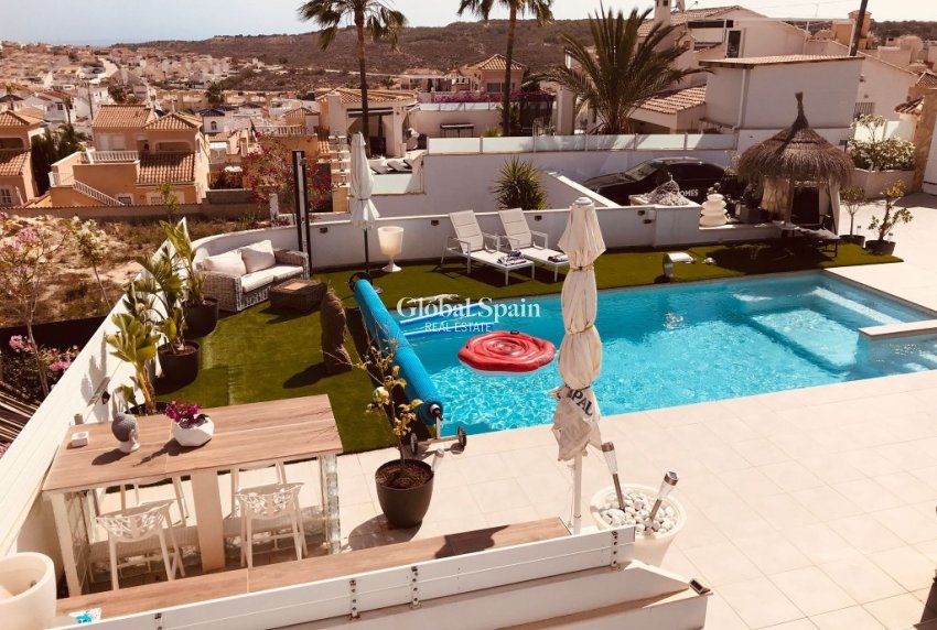 Venta - VILLA -
CIUDAD QUESADA