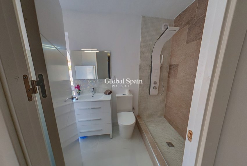 Venta - VILLA -
CIUDAD QUESADA