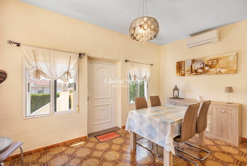 Venta - VILLA -
CIUDAD QUESADA