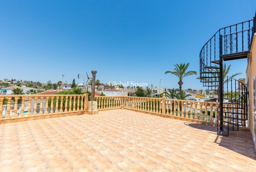 Venta - VILLA -
CIUDAD QUESADA
