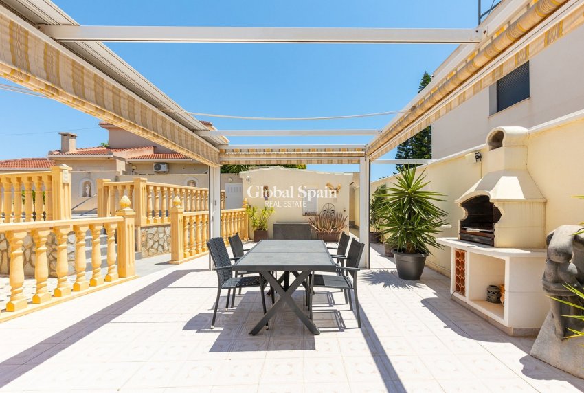 Venta - VILLA -
CIUDAD QUESADA