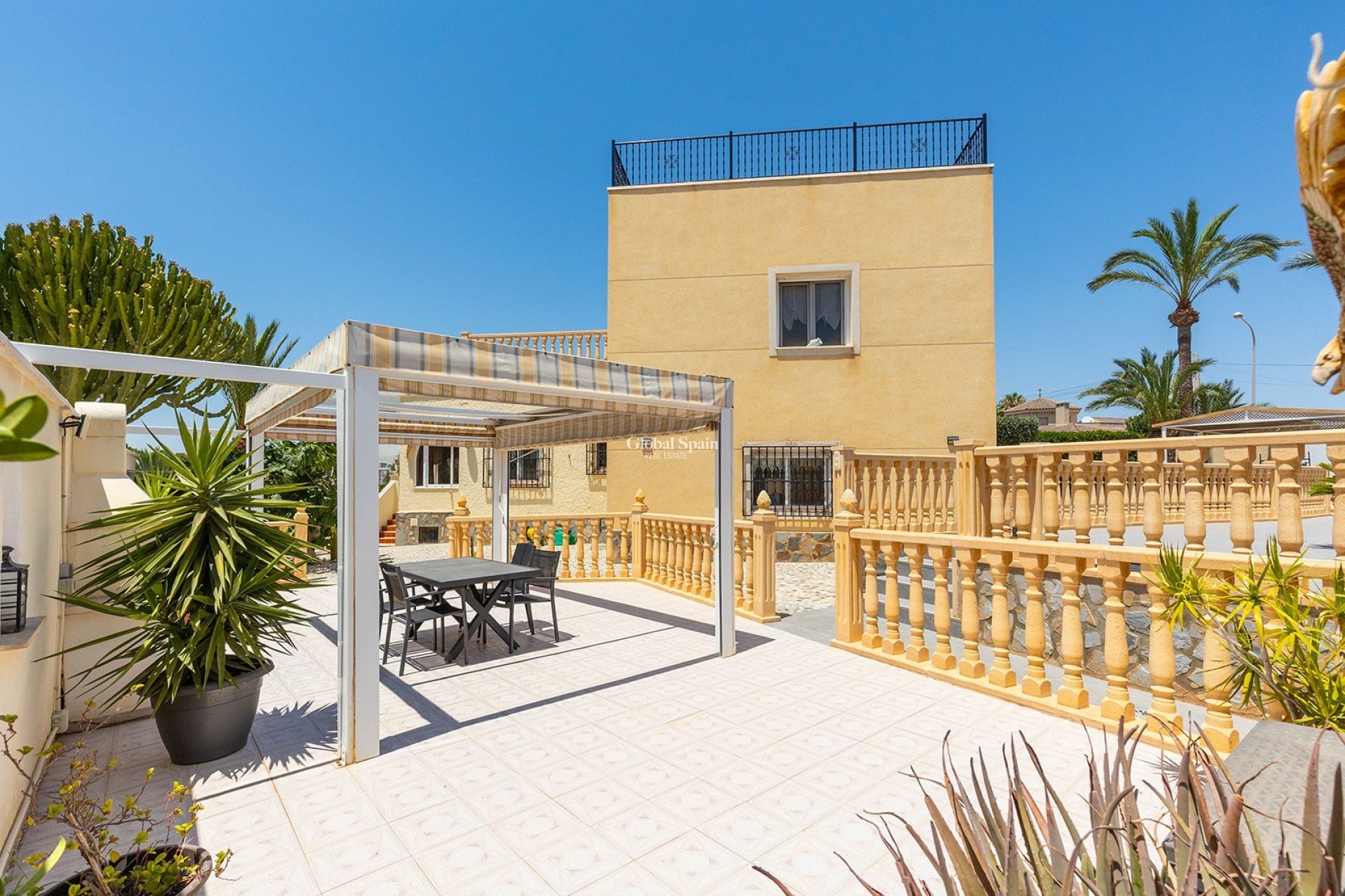 Venta - VILLA -
CIUDAD QUESADA