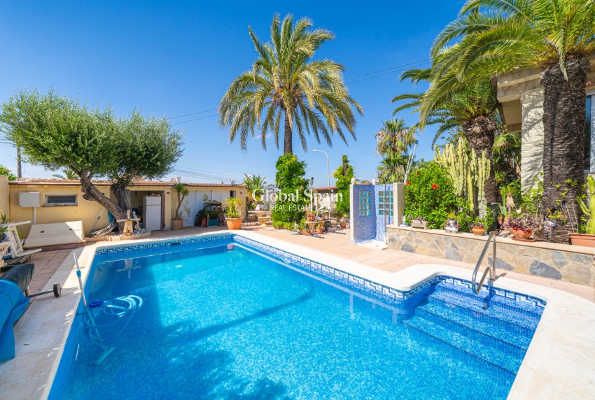Venta - VILLA -
CIUDAD QUESADA