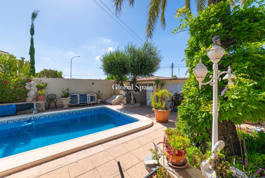 Venta - VILLA -
CIUDAD QUESADA