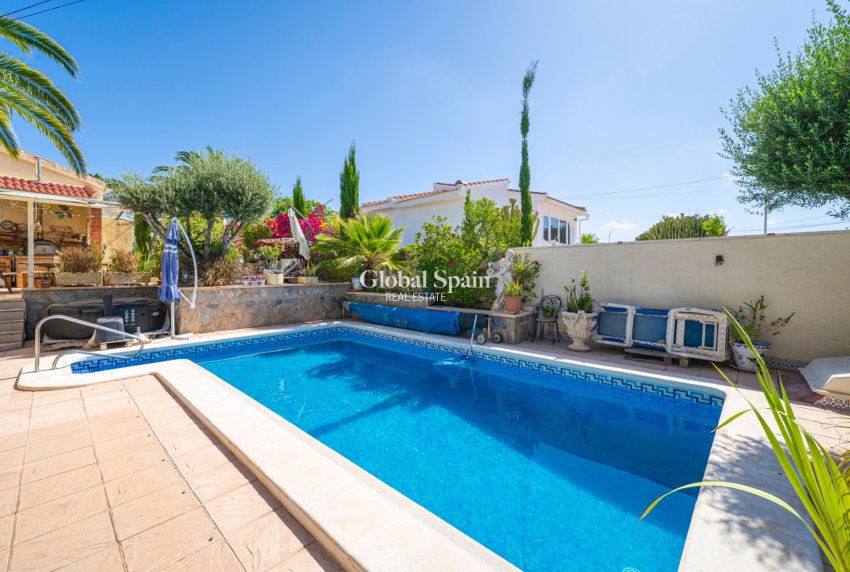 Venta - VILLA -
CIUDAD QUESADA