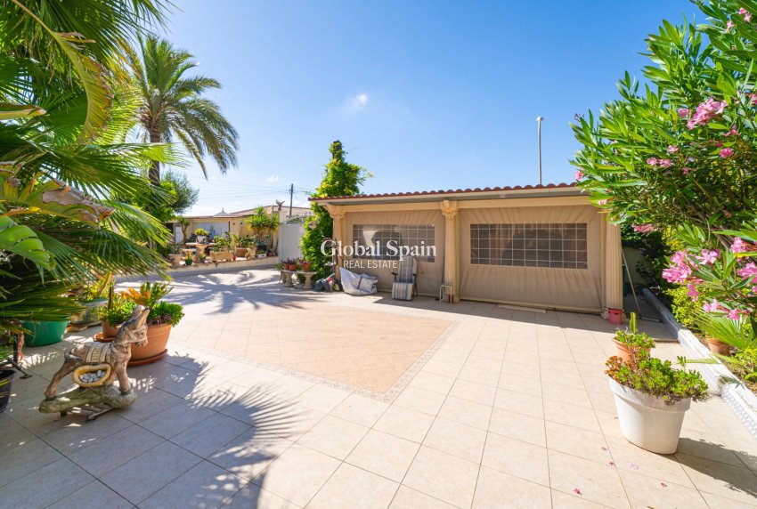 Venta - VILLA -
CIUDAD QUESADA