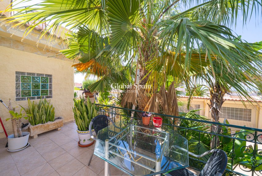 Venta - VILLA -
CIUDAD QUESADA
