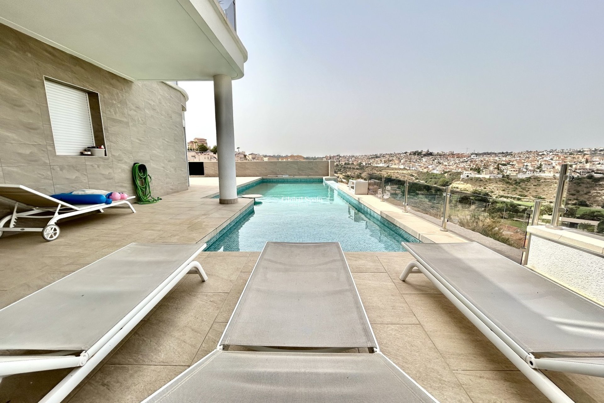 Venta - VILLA -
CIUDAD QUESADA
