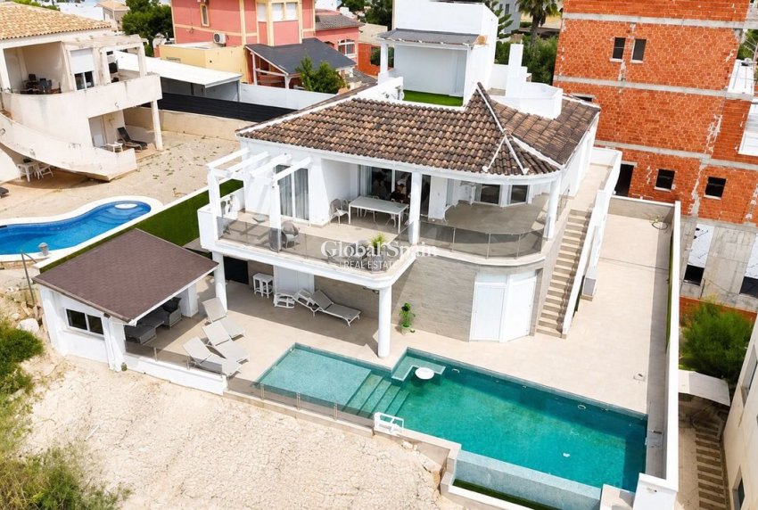 Venta - VILLA -
CIUDAD QUESADA