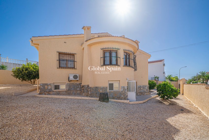 Venta - VILLA -
CIUDAD QUESADA