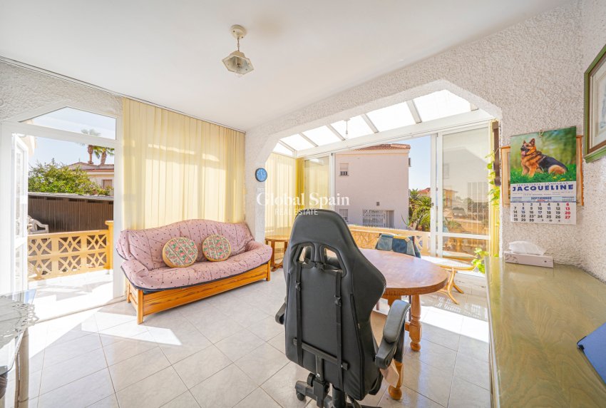 Venta - VILLA -
CIUDAD QUESADA