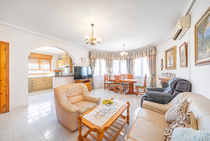 Venta - VILLA -
CIUDAD QUESADA