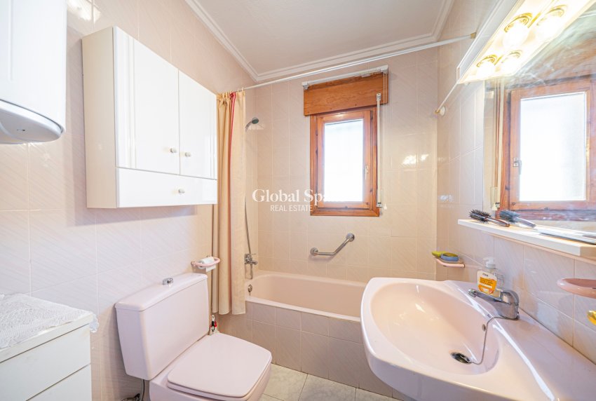 Venta - VILLA -
CIUDAD QUESADA