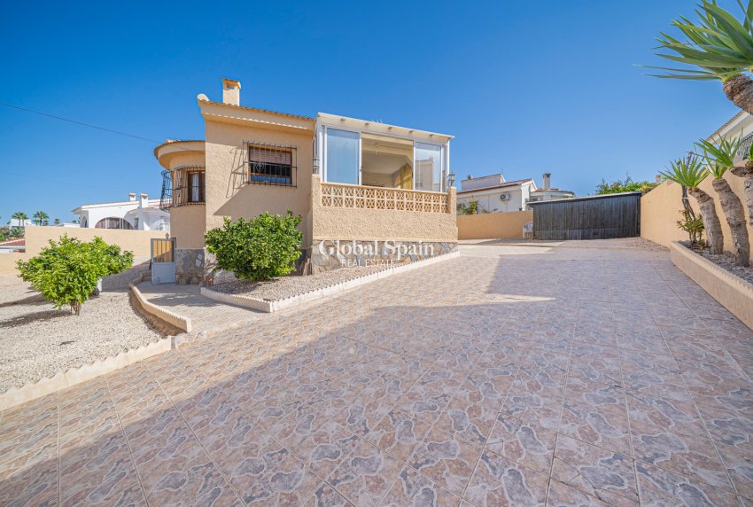Venta - VILLA -
CIUDAD QUESADA