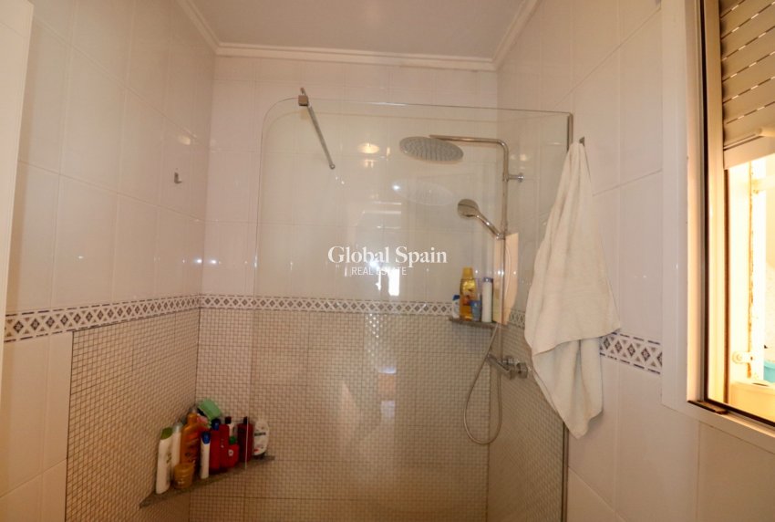 Venta - Villa -
CIUDAD QUESADA